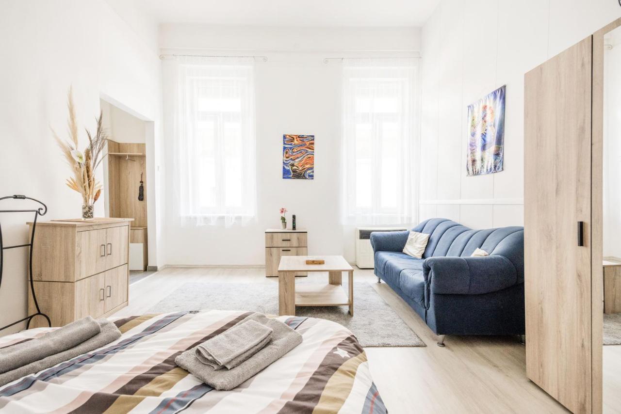 Lovely Studio In The Heart Of Budapeste Exterior foto