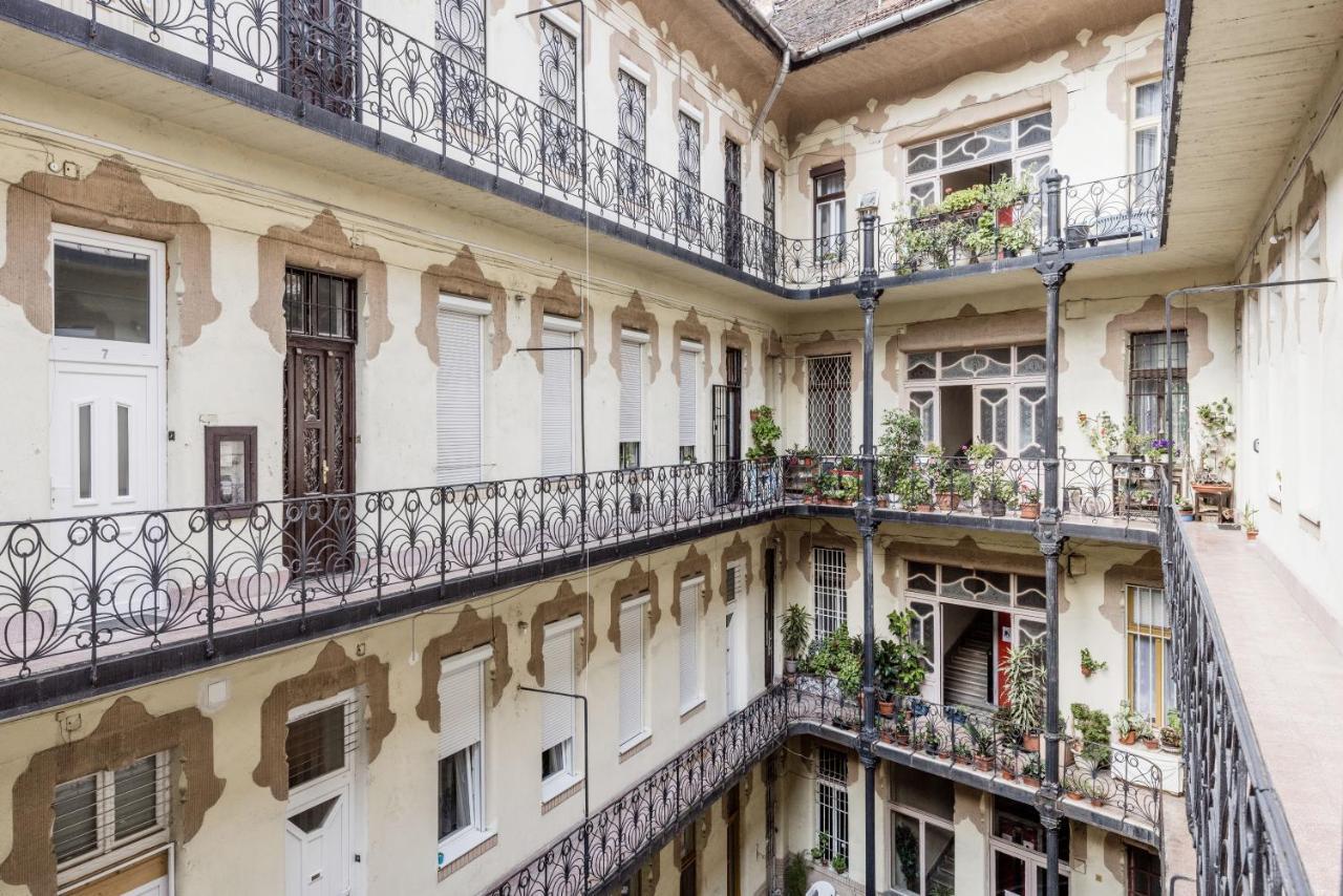 Lovely Studio In The Heart Of Budapeste Exterior foto