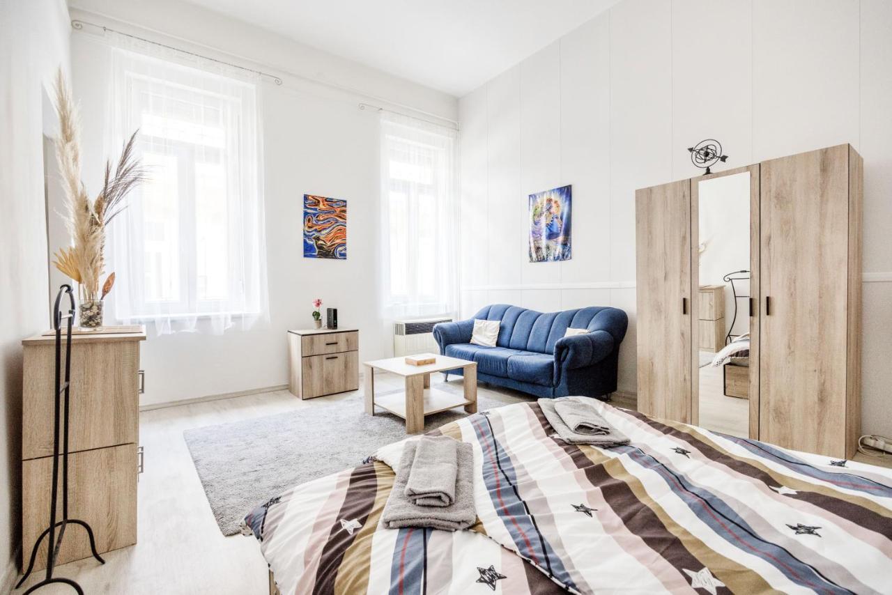 Lovely Studio In The Heart Of Budapeste Exterior foto